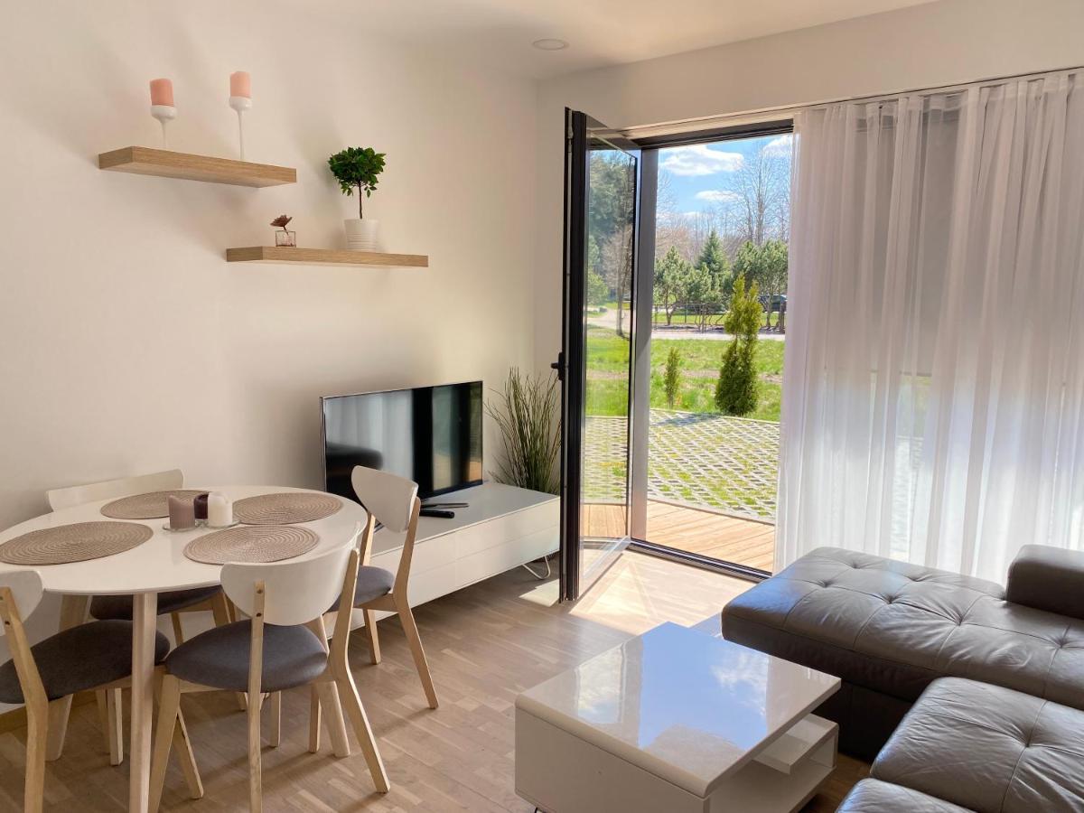 Smilciu Trio Keturvieciai Apartamentai Su Terasa พาลังกา ภายนอก รูปภาพ